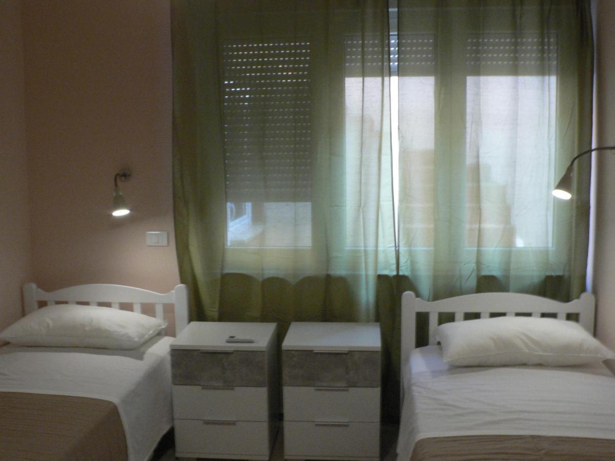 Apartments Hana Pula Ngoại thất bức ảnh