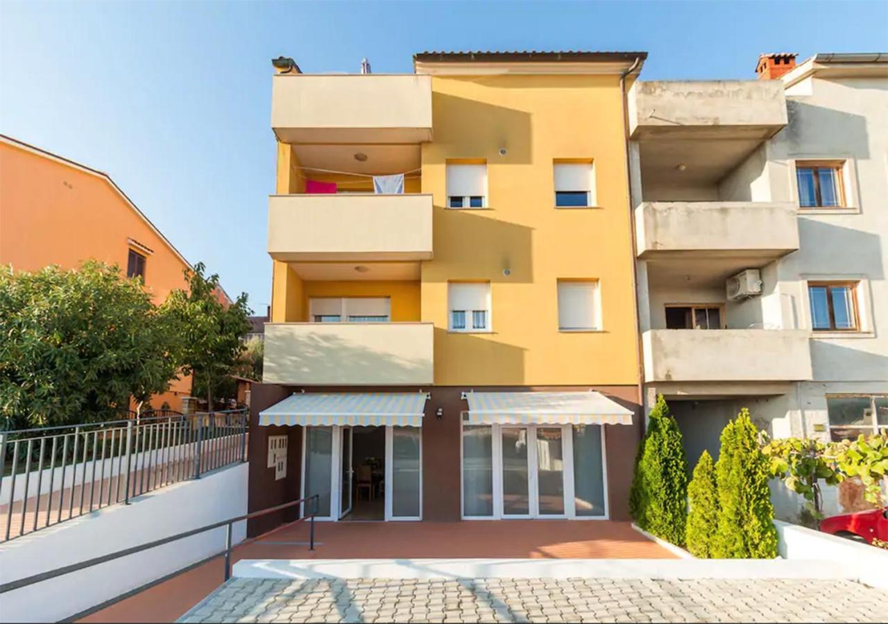 Apartments Hana Pula Ngoại thất bức ảnh