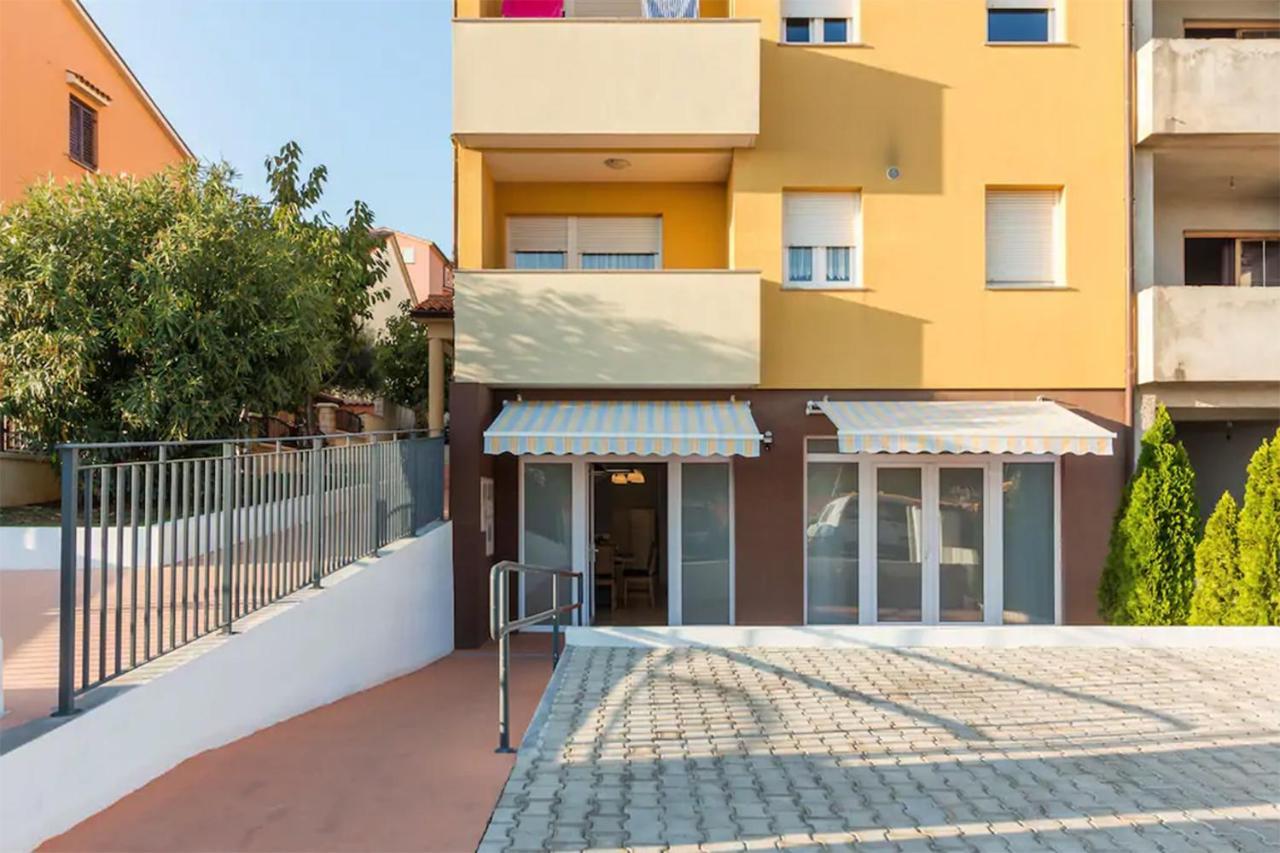 Apartments Hana Pula Ngoại thất bức ảnh